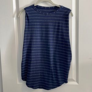 Lululemon muscle tank
